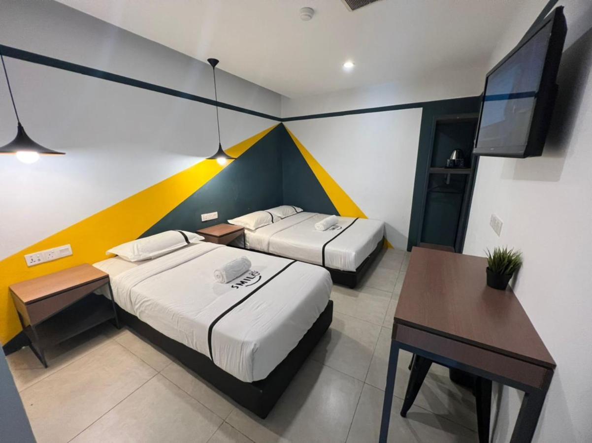 Smile Hotel Cheras Sri Permaisuri Kuala Lumpur Luaran gambar