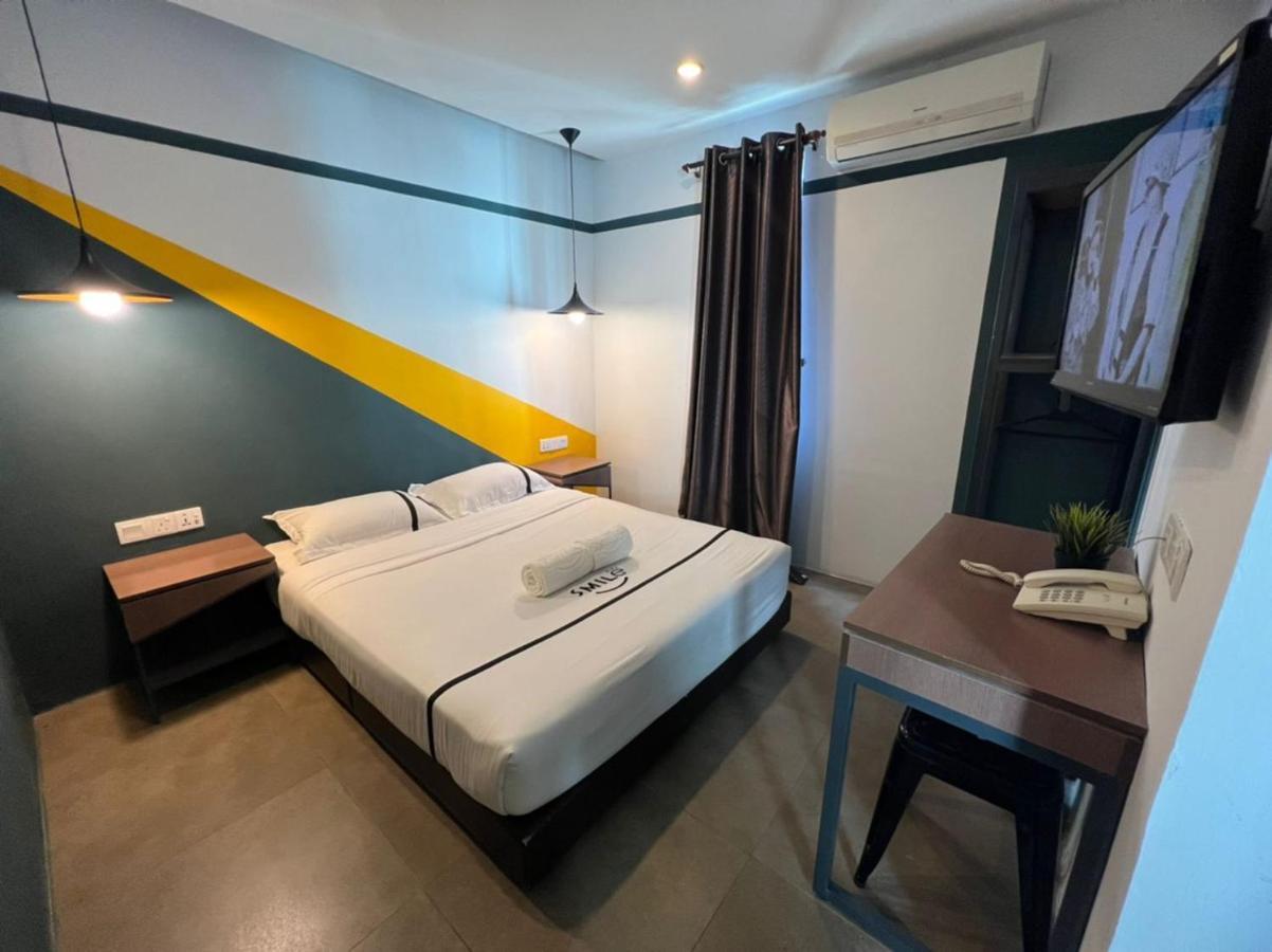 Smile Hotel Cheras Sri Permaisuri Kuala Lumpur Luaran gambar