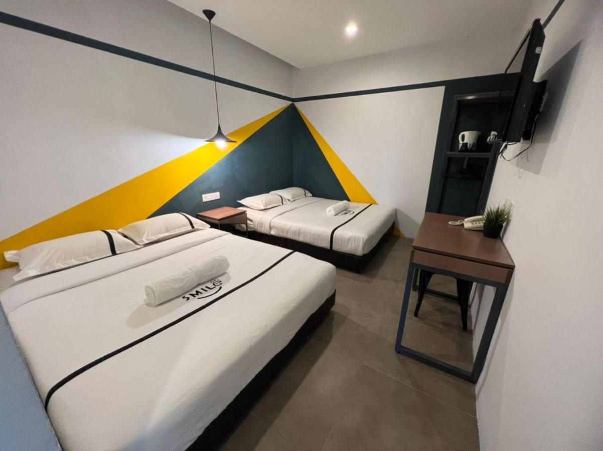 Smile Hotel Cheras Sri Permaisuri Kuala Lumpur Luaran gambar