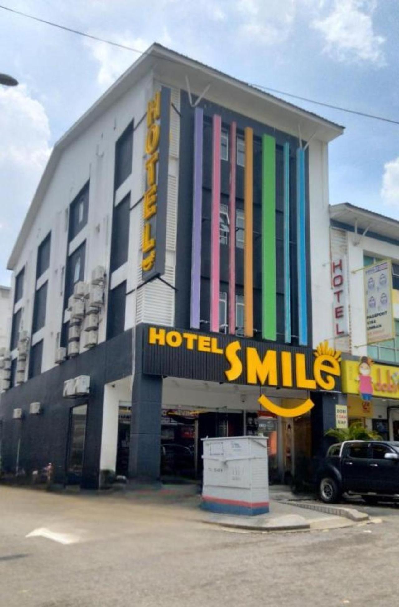 Smile Hotel Cheras Sri Permaisuri Kuala Lumpur Luaran gambar